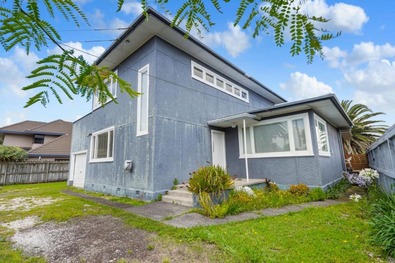 Amazing Home By Beach - Fully Aircon-Ed - Wifi Оукланд Екстериор снимка