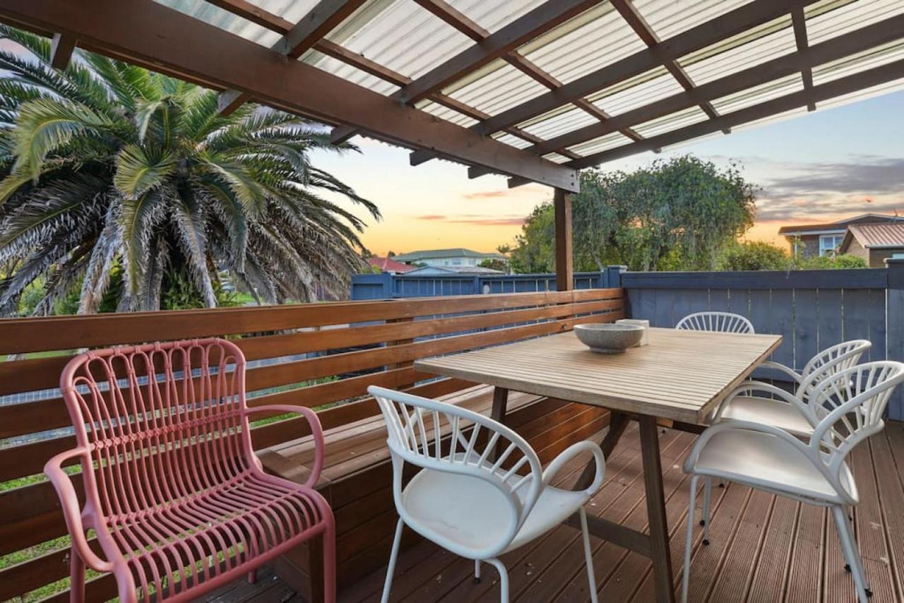 Amazing Home By Beach - Fully Aircon-Ed - Wifi Оукланд Екстериор снимка